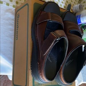 Men’s Dunham Sandals (Wide)